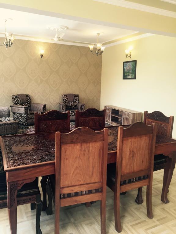 Shalimar Heights Hotel Srīnagar Kültér fotó